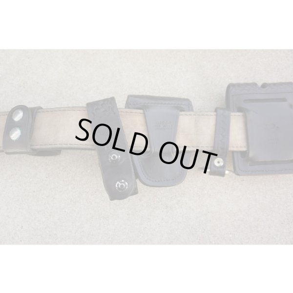 画像6: ハイウェイパトロール放出ポリスベルトセット(サファリランド製S&W M645ホルスター、チェンバース製デューティベルトなどがセット) (6)