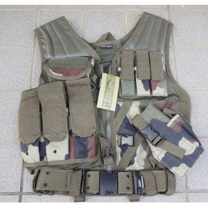 画像: MIL-TEC USMCベスト(V1型タクティカルベスト)フランス軍CCE迷彩ホルスター・ベルト付き新品