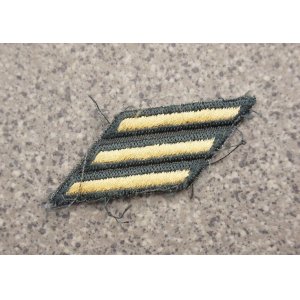 画像: 米軍 米陸軍 兵・下士官用 女性制服ジャケット用金属9年年功章