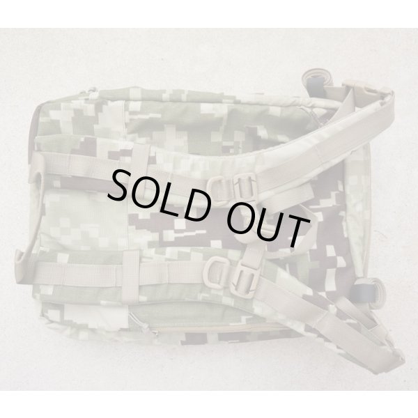 画像2: LBX-0051ステルスバックパック名誉迷彩 新品 (2)