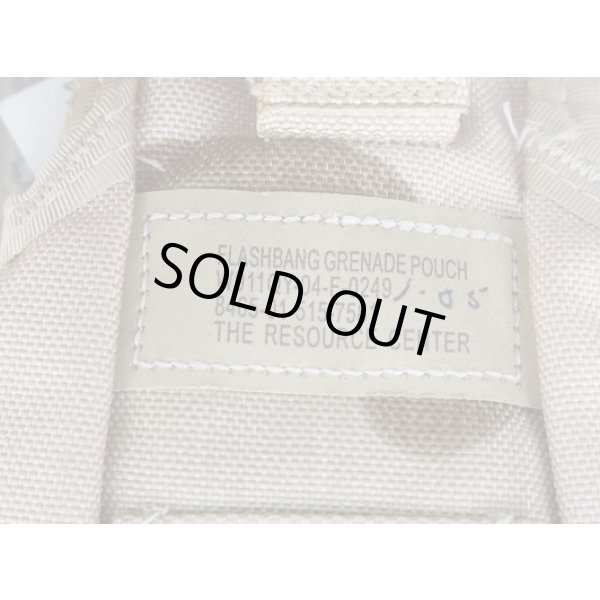 画像3: 米軍MOLLEIIフラッシュバンポーチ3Cデザート迷彩 新品 (3)