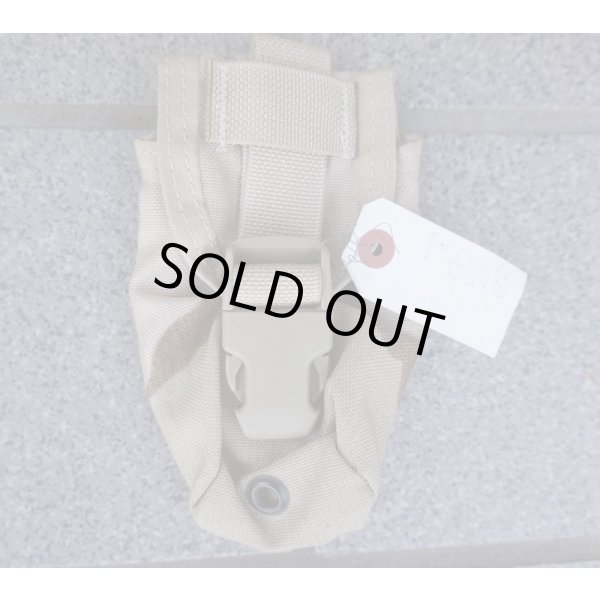 画像1: 米軍MOLLEIIフラッシュバンポーチ3Cデザート迷彩 新品 (1)