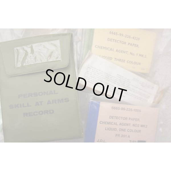 画像5: 英軍S10レスピレーター(ガスマスク)サイズ2(L寸)付属品多数有り (5)