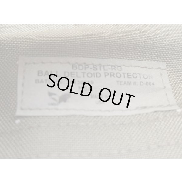 画像3: イーグル ショルダーアーマーカバーRG新品 (3)