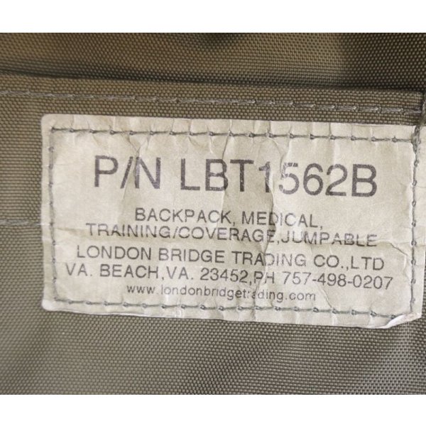 画像8: 米軍放出LBT-1562BメディカルパックOD黒ファスロット (8)