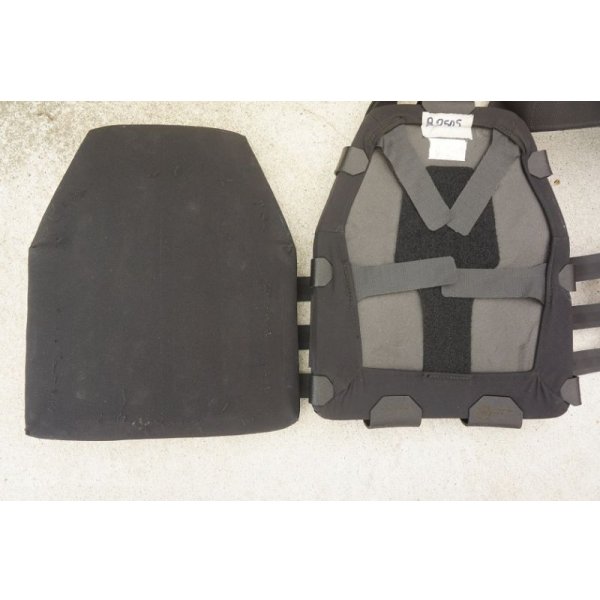 画像9: 映画「ハンガー・ゲーム」使用S&Sプレートフレーム特注仕様 黒(ダミープレート・SOCS付き) (9)