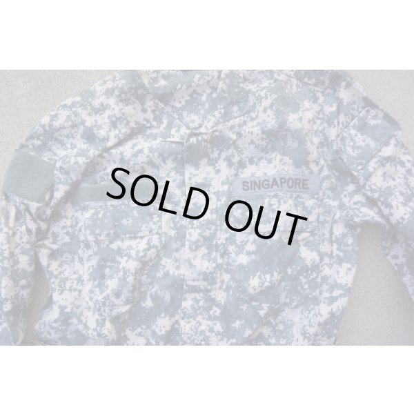 画像4: シンガポール軍 海軍デジタル迷彩 上下セット新品 (4)