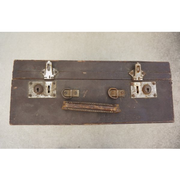 画像15: ドイツ第三帝国(ナチスドイツ)SS使用ツァイス・イコン製8mmフィルム用プロジェクター ケース入り (15)