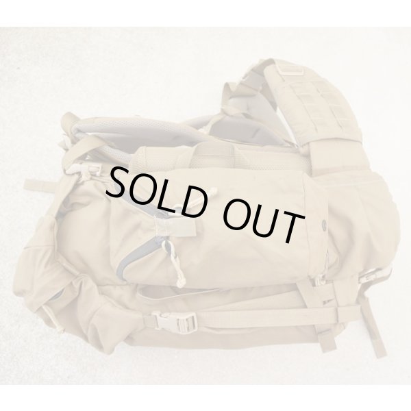 画像6: 米軍放出ミステリーランチ バックパック用ジップポケット コヨーテ (6)