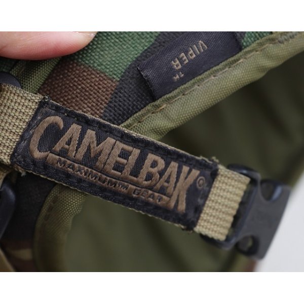 英軍放出キャメルバックVIPERハイドレーションパック ウッド