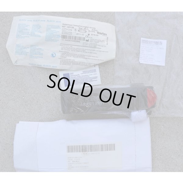 画像9: 米軍リーコンマウンテナーCTB-V2コンバットトラウマバッグUCP迷彩(ACU迷彩)中身入り (9)