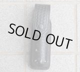 画像: 米法執行機関放出メーカー不明スプレーポーチ