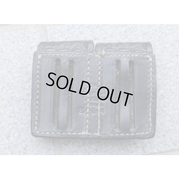 画像2: 米法執行機関放出バイキング製リボルバー用アムニションポーチ (2)