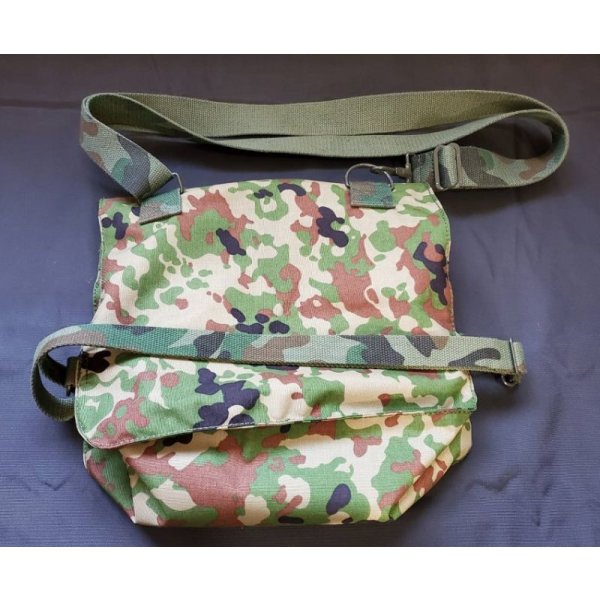 画像4: 受注生産◆当店オリジナル品 自衛隊型ガスマスクバッグ新品 (4)