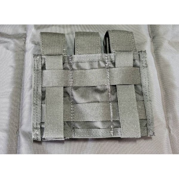 画像2: 受注生産◆当店オリジナル品ベロシティシステムズ風トリプルMP7マガジンポーチ新品 (2)