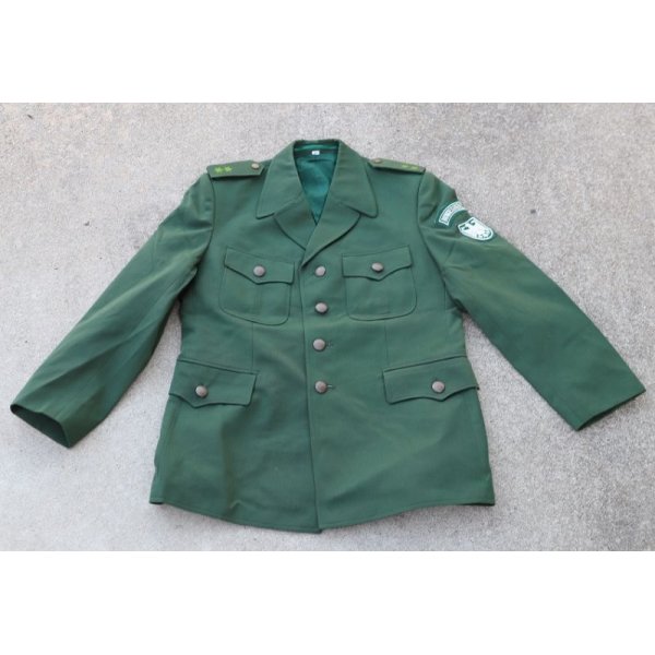 画像1: BGS(ドイツ連邦国境警備隊)制服ジャケット サイズ50徽章付き (1)