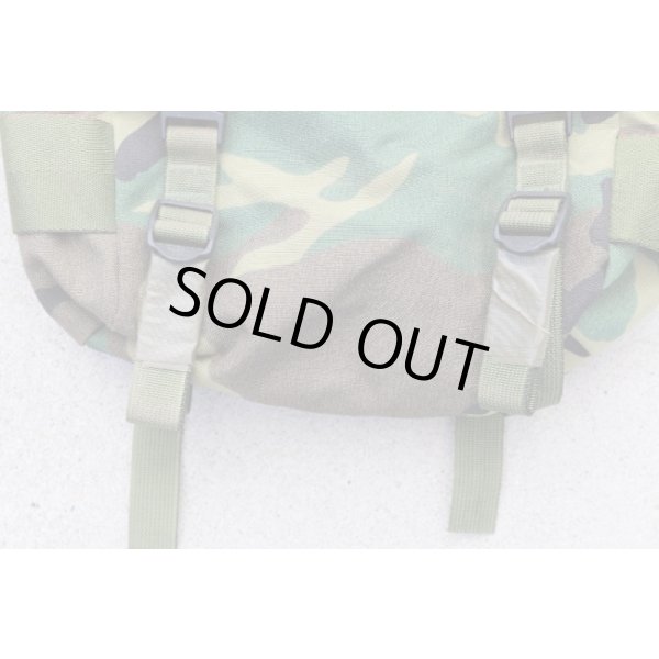 画像5: 米軍MOLLEフィールドパック ウッドランド迷彩 (5)