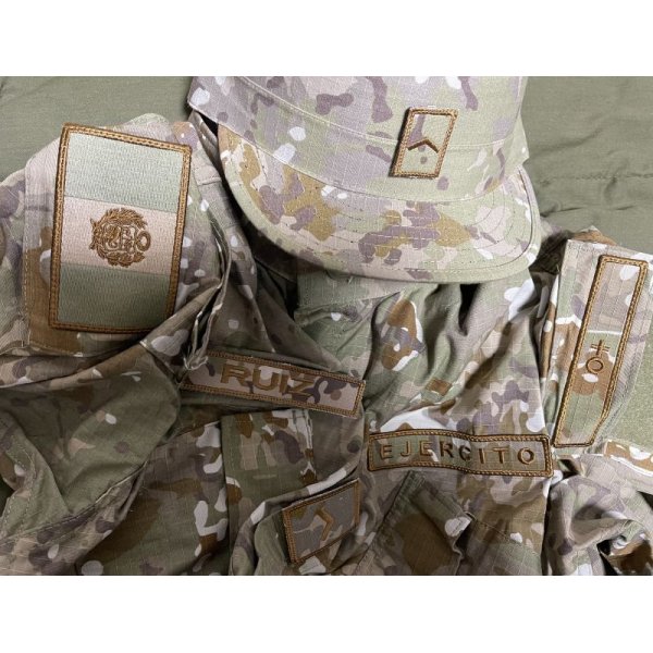 ペルー軍 戦闘服上下帽子セットUNIPAT迷彩SMALL新品