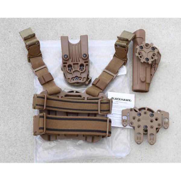 画像2: 米軍 米軍 米海兵隊ブラックホークUSMCホルスターキット ベレッタM92用CT（コヨーテタン）新品 (2)