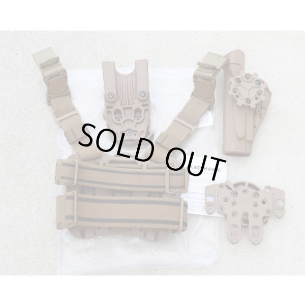画像2: 米軍 米軍 米海兵隊ブラックホークUSMCホルスターキット ベレッタM92用CT（コヨーテタン）新品 (2)