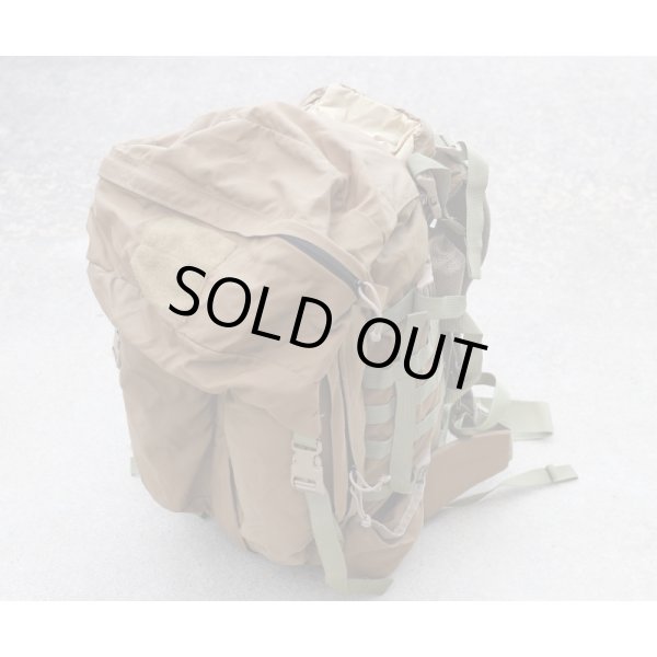 画像1: 米軍ミステリーランチSATLブリッジャーアサルトパック初期型コヨーテMEDIUM (1)