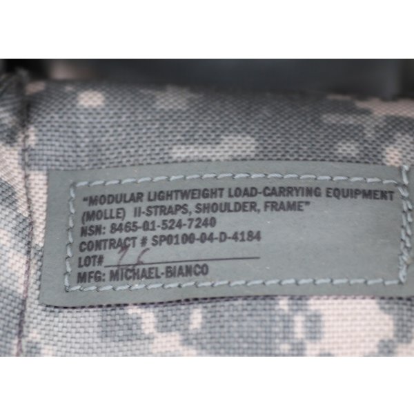 画像9: 米軍MOLLEIIラージリュックサックUCP迷彩(ACU迷彩) (9)