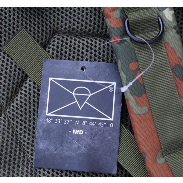 画像8: NfDメディカルバックパック ドイツ連邦軍フレクター迷彩(フレック迷彩)新品 (8)