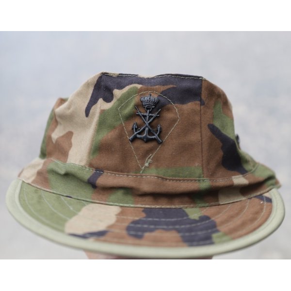 画像2: スペイン軍 海軍海兵隊 八角帽サイズEX (2)