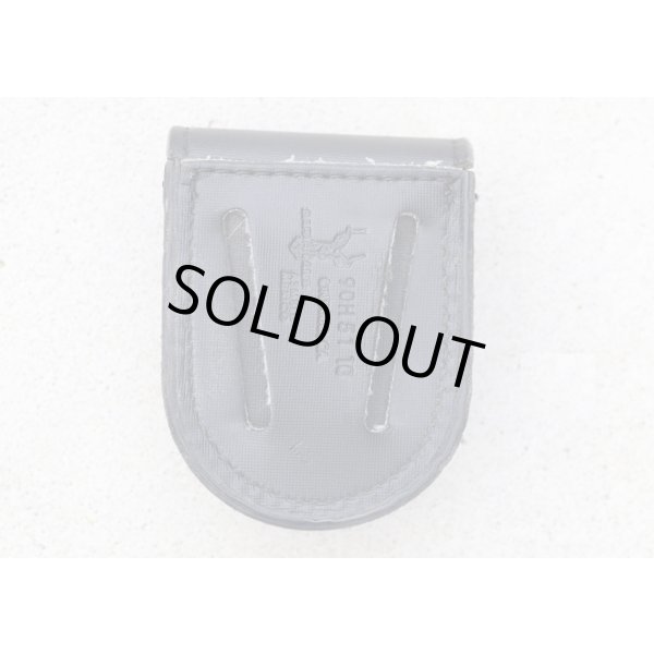 画像2: 米法執行機関放出サファリランド90Hデューティハンドカフポーチ (2)