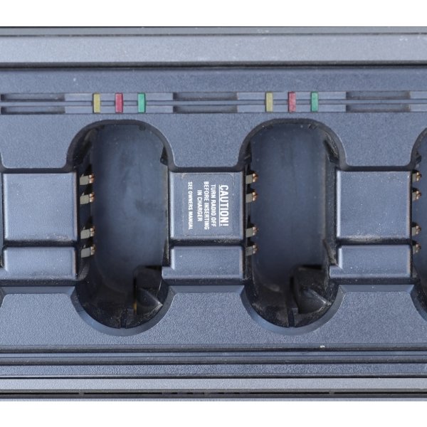 画像5: モトローラNTN4796A充電器 (5)