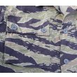 画像4: メーカー不明米軍・南ベトナム軍レプリカ品 戦闘服シャツ タイガーストライプ迷彩 新品 (4)
