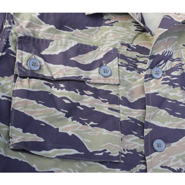 画像4: メーカー不明米軍・南ベトナム軍レプリカ品 戦闘服シャツ タイガーストライプ迷彩 新品 (4)