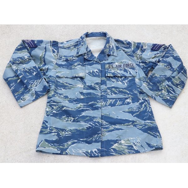 画像1: 米軍 試作品 米空軍女性用ジャケット ブルータイガーストライプ迷彩4R (1)