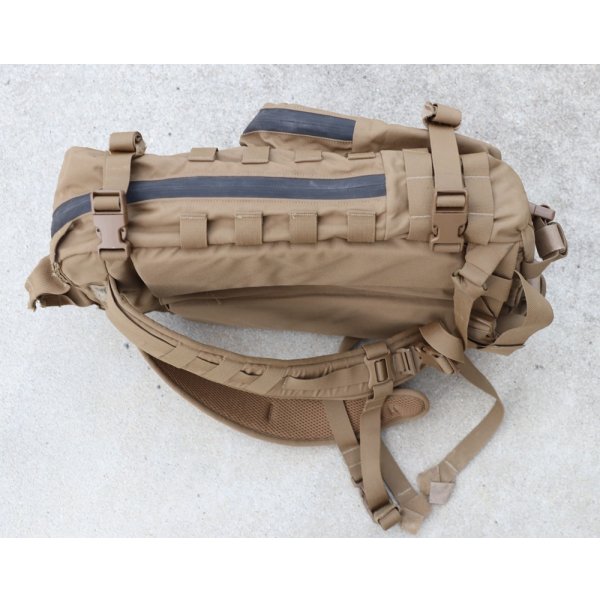 画像3: 米軍米海兵隊イーグルFILBEアサルトパックCB(コヨーテブラウン) (3)