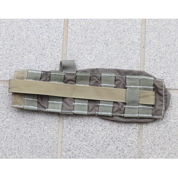 画像2: 米軍放出LBT型番不明チャージポーチMG(マスグレー) (2)
