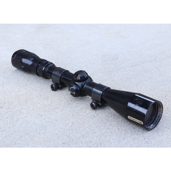 画像1: 米軍放出レッドフィールド イルミネーター3-9 x 40スコープ (1)