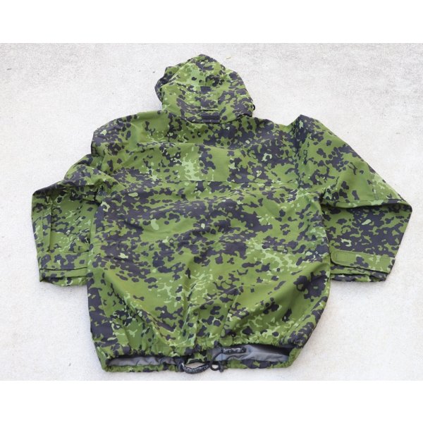 画像2: デンマーグ軍ゴアテックスパーカーM84迷彩SMALL (2)