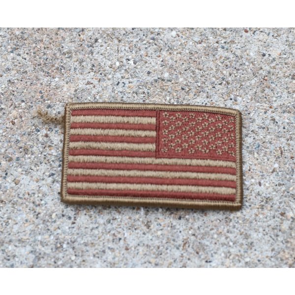 画像1: LBT-1781リバースタイプ星条旗フラッグパッチ デザートカラー色 新品 (1)