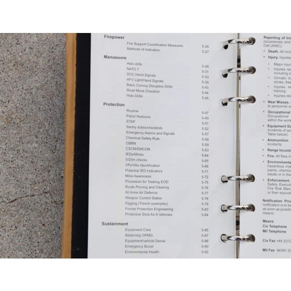 画像9: 英軍陸軍バインダー入りマニュアル (9)