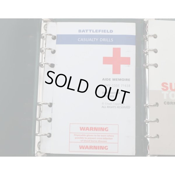 画像4: 英軍陸軍バインダー入りCBRN・負傷者救護マニュアル (4)