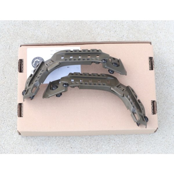 画像1: ブッシュCMR-1ヘルメットレールODネジ付き新品 (1)