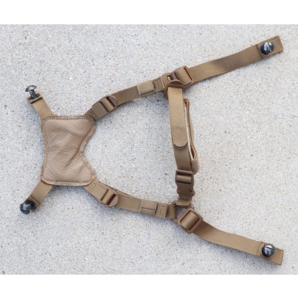 画像1: 米軍 米海兵隊ECH用チンストラップ ネジ付CB(コヨーテブラウン)新品 (1)