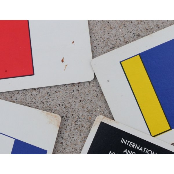 画像12: 米軍 米海軍 国際信号旗カード75枚セット (12)