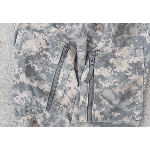 画像4: 米軍カスタムACUジャケットUCP迷彩(ACU迷彩)MEDIUM-LONG (4)