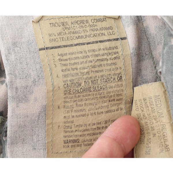 画像6: 米軍 米陸軍 航空部隊用ACU(A2CU)パンツUCP迷彩MEDIUM-REGULAR黒ジッパータイプ (6)