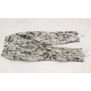 画像: 米軍 米海軍NWU TYPE3(AOR2)パンツ