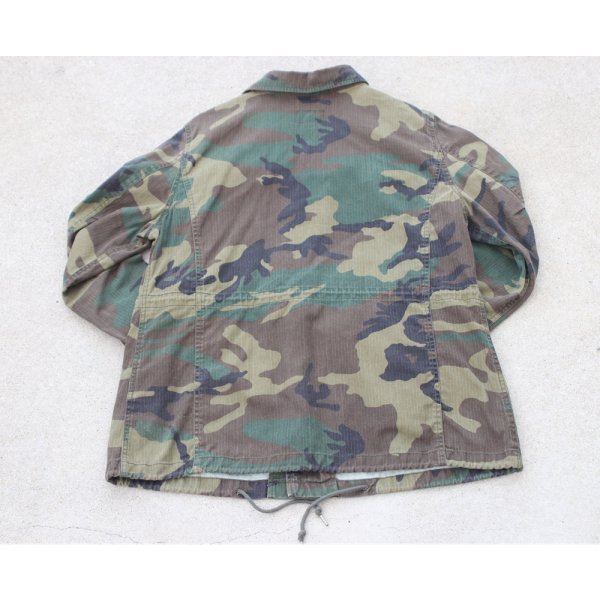 画像2: アルファM51風フィールドジャケット ウッドランド迷彩LARGE (2)