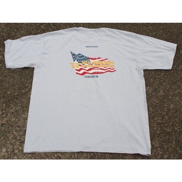 画像2: イーグル米軍デレク・ハインズ中尉兵士支援基金シャツTシャツX-LARGE (2)