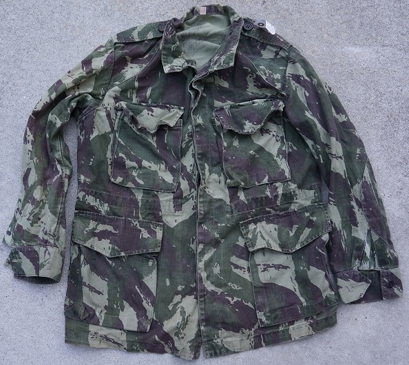 未使用品ポルトガル軍 フィールドジャケット リザードカモ サイズ54(L相当)