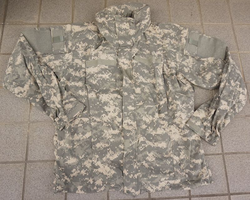 米軍ECWCS Gen3 LV5ソフトシェルジャケットUCP迷彩(ACU迷彩)MEDIUM